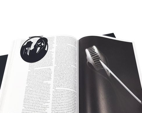 Закладка для книг &laquo;Read and scream&raquo;