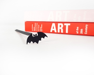 Закладка для книг «Маленькая летучая мышь» BM01_baby_bat