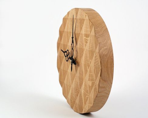 Настенные часы «Ромбарикис» резьба по дереву 1619319586886