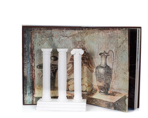 Тримач для книг «Три античні колони» 16190826414791