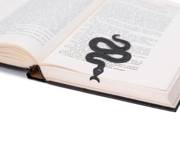Закладка для книг &laquo;Мудрая змея&raquo;
