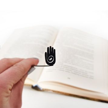 Закладка для книг &laquo;Рука&raquo;