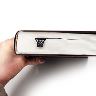 Закладка для книг &laquo;Баскетболист&raquo;
