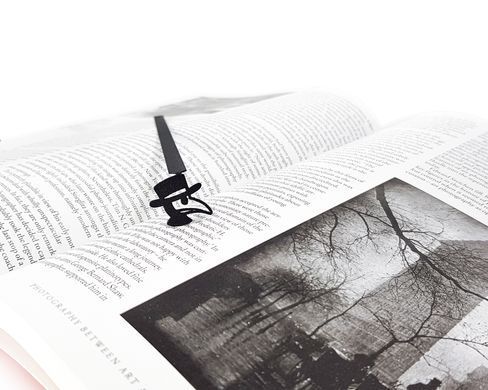Металлическая закладка для книг &laquo;Чумной доктор&raquo;
